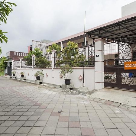 Koolkost Syariah Near Upn Veteran Hotel Medokanayu Ngoại thất bức ảnh